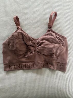 Kindred Bravely sublime hands free pumping and nursing bra